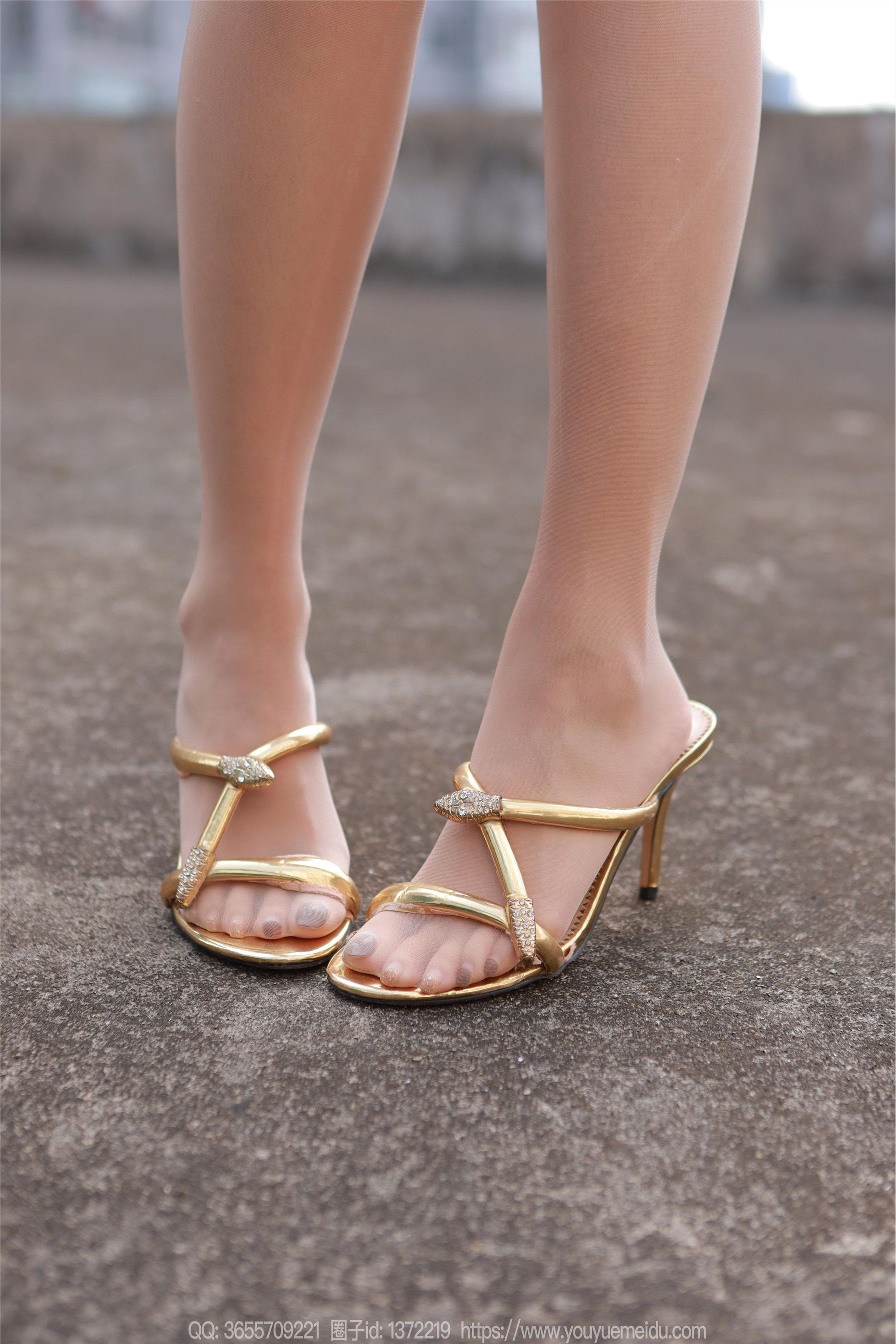 IESS异思趣向  2024.11.10 丝享家 1894 婉萍《蓝色短裙（下）》